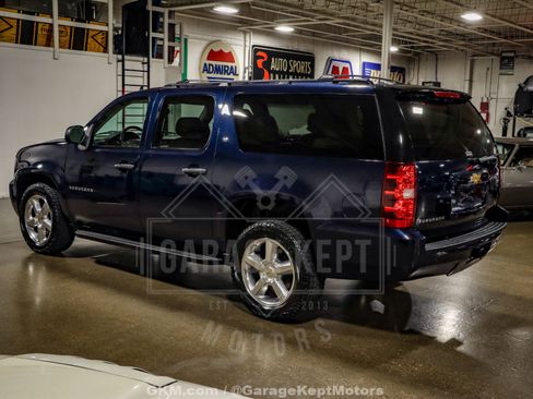 Used 2012 Chevrolet Suburban LT image 6
