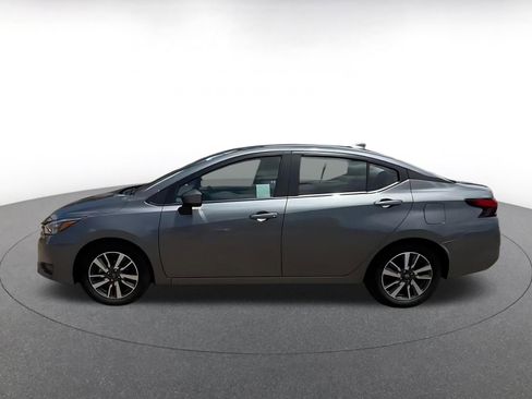 Used 2025 Nissan Versa SV FWD image 9