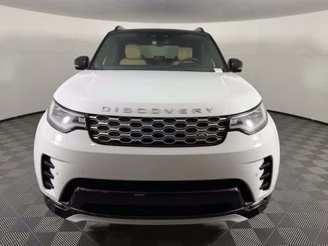 New 2026 Land Rover Discovery Limited Edition AWD/4WD image 10