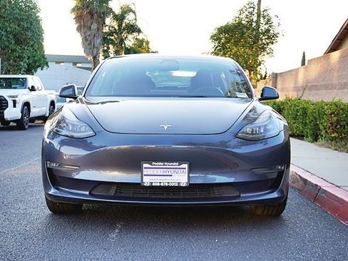Used 2022 Tesla Model 3 Long Range image 5