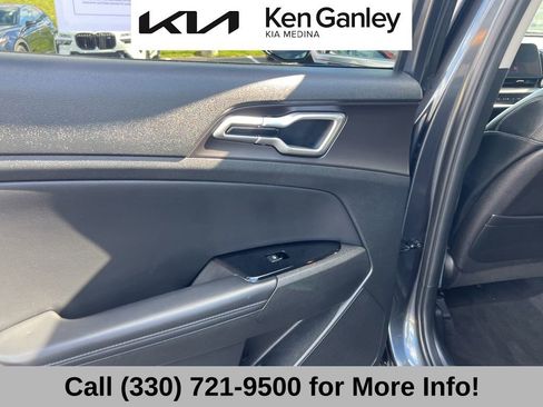 Certified 2023 Kia Sportage EX image 49