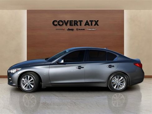 Used 2017 INFINITI Q50 2.0t w/ Moonroof Package image 2