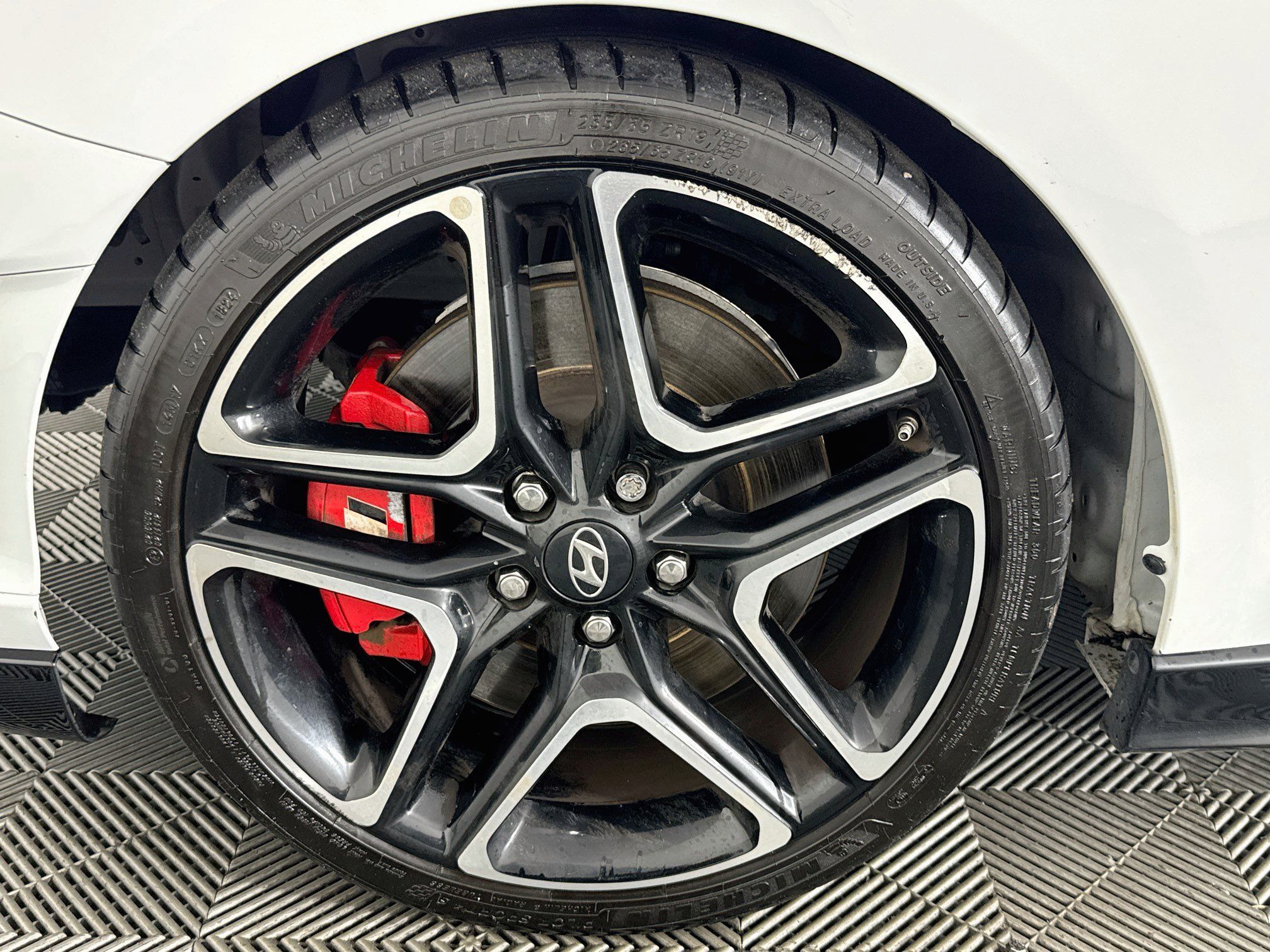 Used 2020 Hyundai Veloster N w/ Performance Package FWD image 33