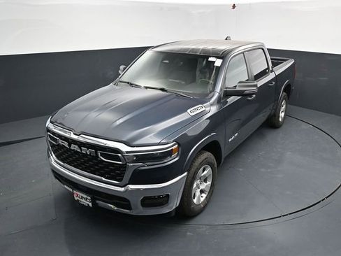 New 2026 RAM 1500 4x4 Crew Cab image 41