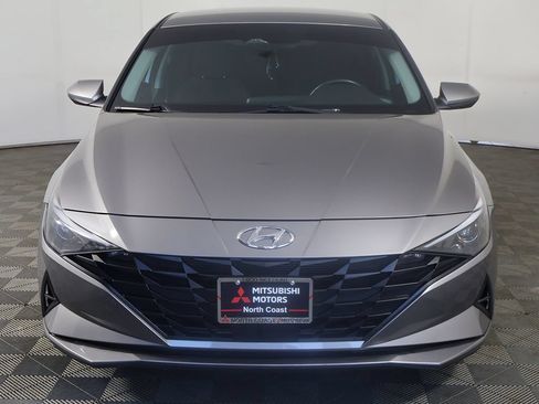 Used 2023 Hyundai Elantra SEL w/ Convenience Package FWD image 11