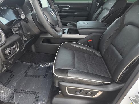 Used 2026 RAM 1500 Laramie AWD/4WD image 21