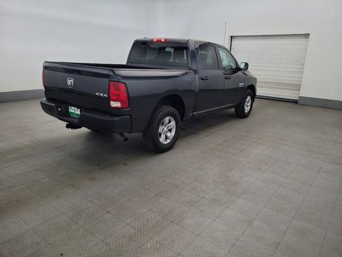 Used 2017 RAM 1500 Express AWD/4WD image 9