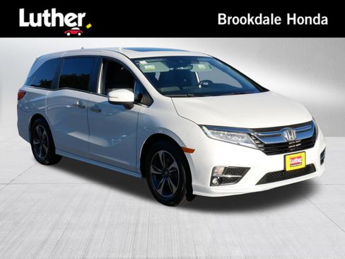 Used 2018 Honda Odyssey Touring image 1