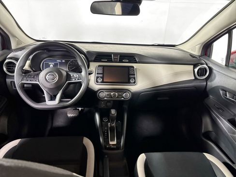 Used 2021 Nissan Versa SV FWD image 12