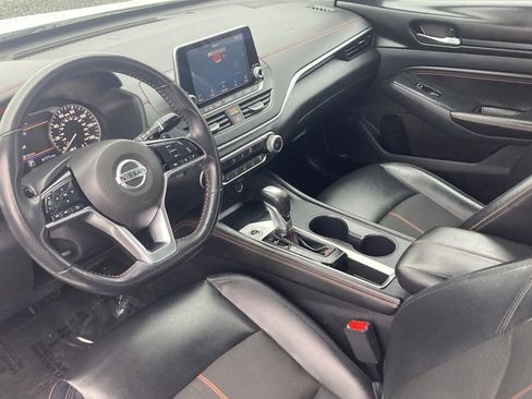 Used 2020 Nissan Altima 2.5 SR image 9