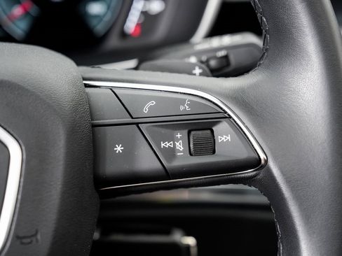 Used 2023 Audi Q3 2.0T Premium Plus w/ Premium Plus Package image 13