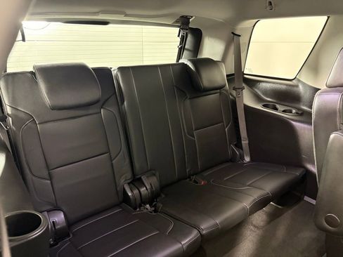 Used 2018 Chevrolet Tahoe Premier image 17