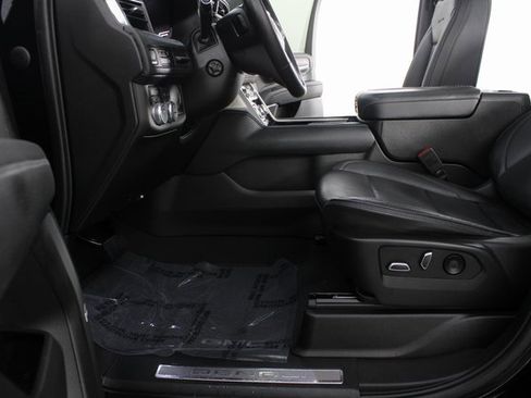 Used 2023 GMC Yukon Denali image 19