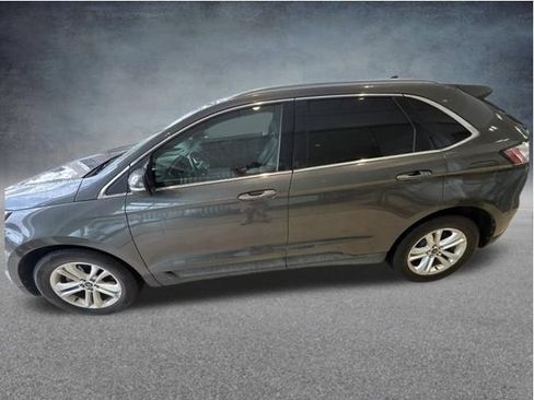 Used 2020 Ford Edge SEL w/ Convenience Package FWD image 5