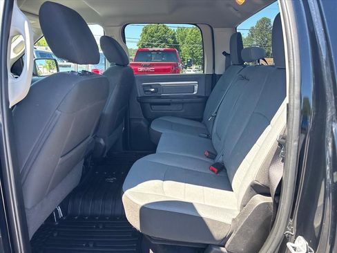 Used 2022 RAM 1500 Classic SLT w/ Protection Group AWD/4WD image 17