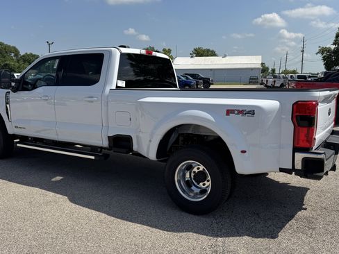 New 2026 Ford F350 Lariat AWD/4WD image 5