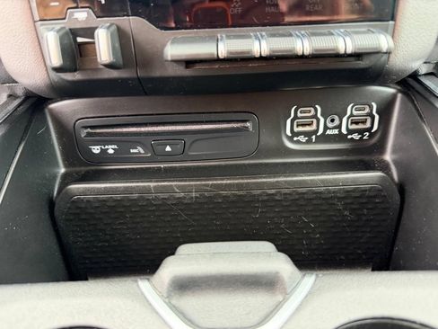 Used 2019 RAM 1500 Big Horn AWD/4WD image 30