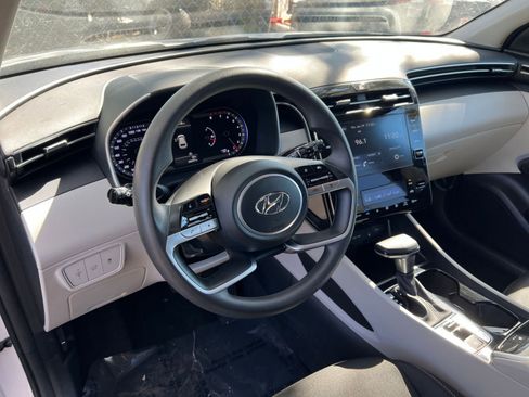 Used 2024 Hyundai Tucson SEL image 32
