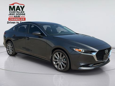 Used 2025 MAZDA MAZDA3 s FWD image 1