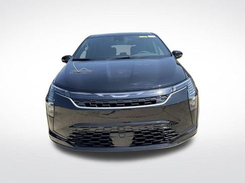 New 2027 Chrysler Pacifica Select FWD image 2