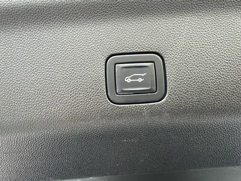 Used 2022 GMC Yukon AT4 w/ Max Trailering Package image 33