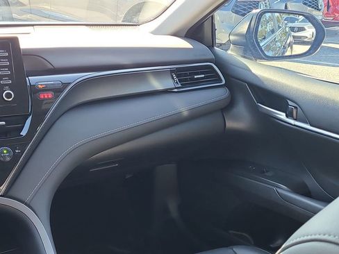 Used 2024 Toyota Camry SE image 23