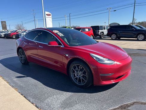 Used 2019 Tesla Model 3 Long Range image 19
