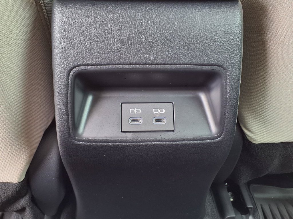 Used 2026 Toyota Corolla LE FWD image 16