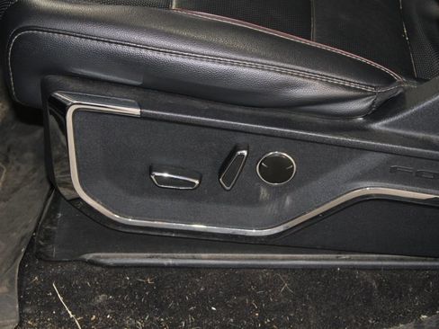 Used 2023 Ford F150 Lariat w/ Equipment Group 502A High image 19