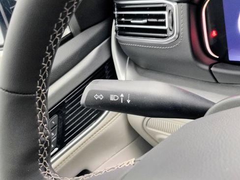 New 2026 Jeep Grand Wagoneer Limited AWD/4WD image 46
