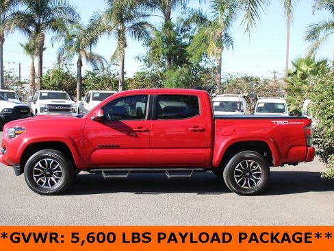 Used 2022 Toyota Tacoma TRD Sport image 5