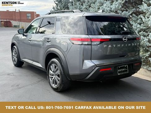 Used 2025 Nissan Pathfinder SV image 6