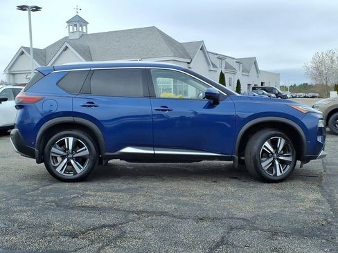 Certified 2023 Nissan Rogue Platinum w/ Platinum Premium Package AWD/4WD image 2