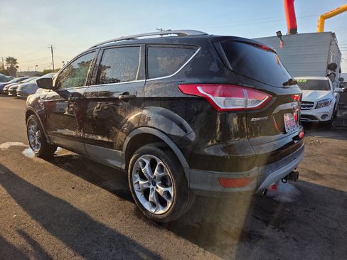 Used 2013 Ford Escape Titanium w/ Parking Technology Pkg image 2