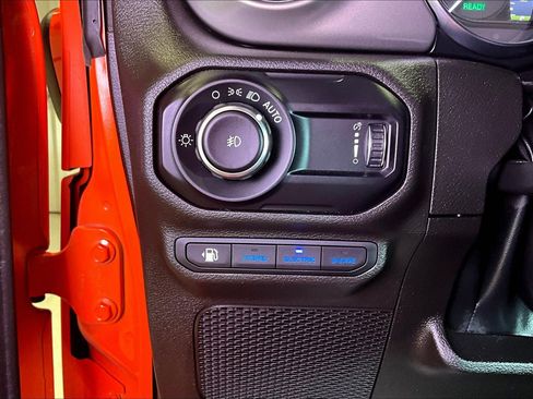 Used 2023 Jeep Wrangler Unlimited w/ Cold Weather Group AWD/4WD image 17