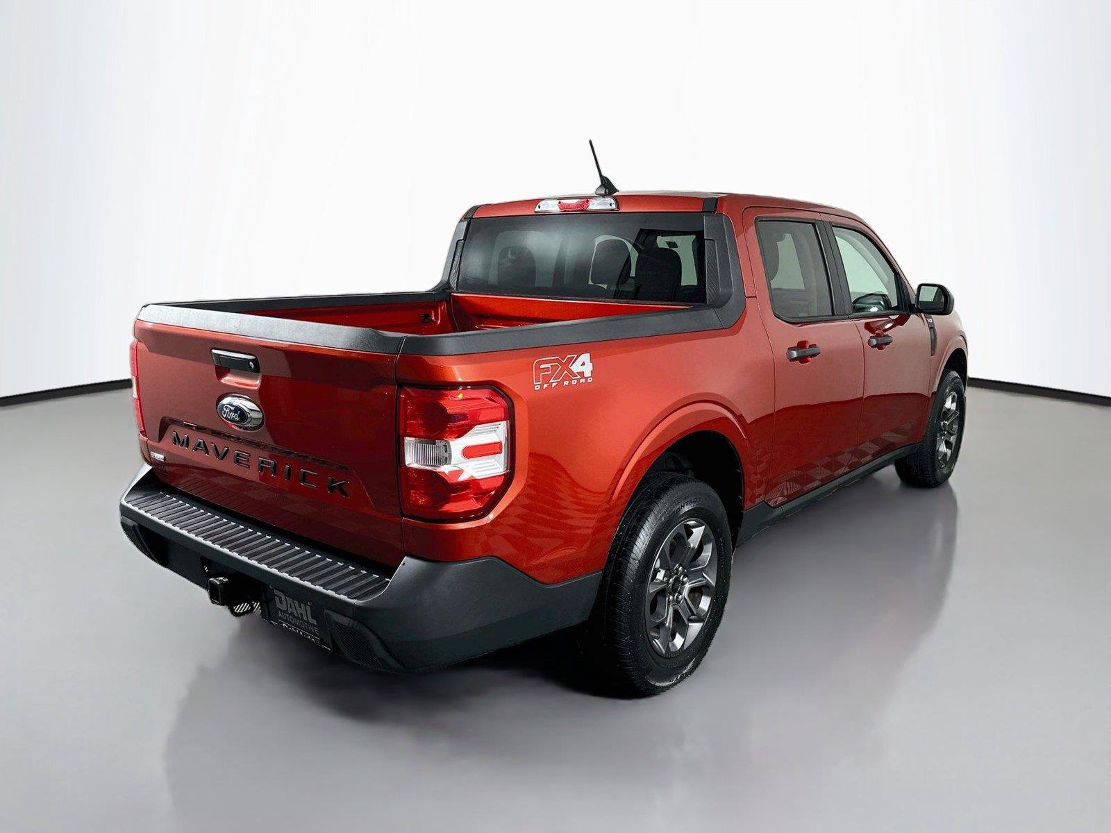 Used 2023 Ford Maverick XLT FWD image 13