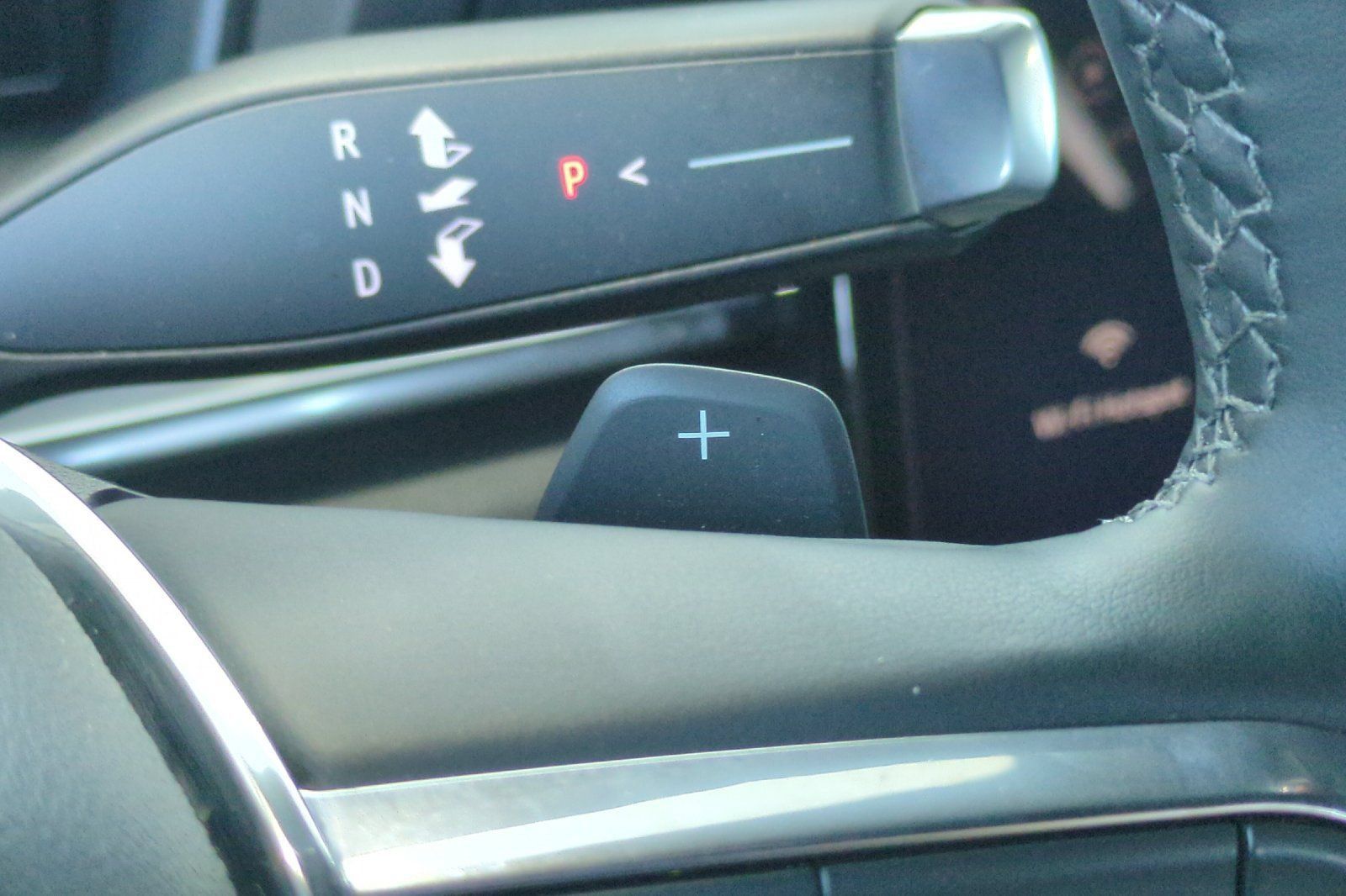 Used 2025 GMC Terrain Elevation AWD/4WD image 38