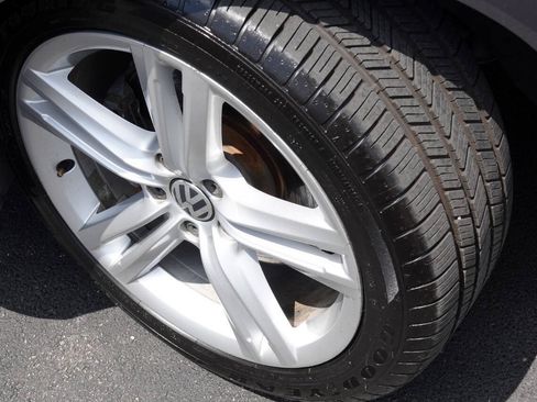 Used 2013 Volkswagen Passat TDI SEL Premium FWD image 32