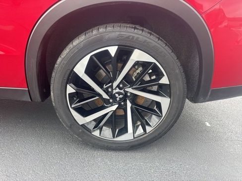 Used 2024 Mitsubishi Outlander FWD image 26