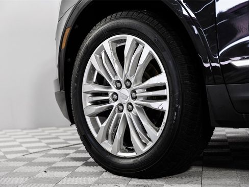 Used 2017 Cadillac XT5 Premium Luxury w/ Driver Assist Package image 57