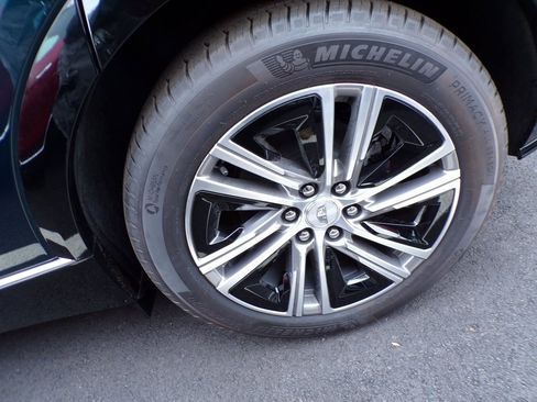 New 2025 Cadillac Lyriq Luxury image 10