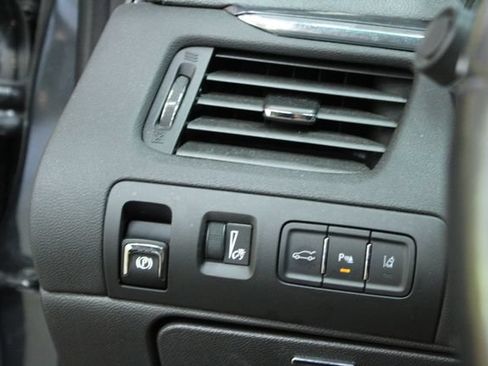 Used 2015 Chevrolet Impala LTZ FWD image 14