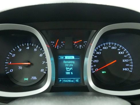 Used 2016 Chevrolet Equinox LT w/ Convenience Package FWD image 35