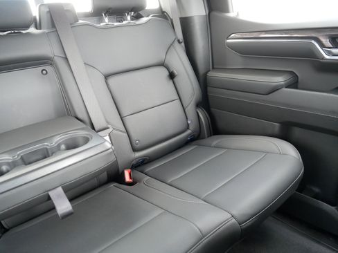 Used 2024 Chevrolet Silverado 1500 LTZ image 14