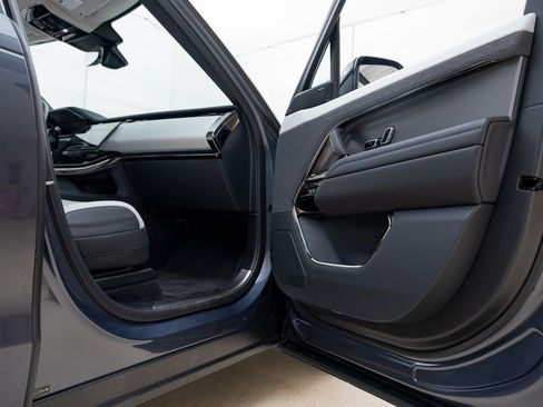 Used 2024 Land Rover Range Rover Sport Dynamic SE image 31