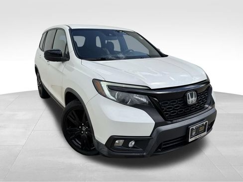 Used 2019 Honda Passport Sport image 2
