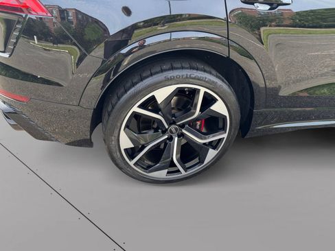 Used 2022 Audi RS Q8 AWD/4WD image 6