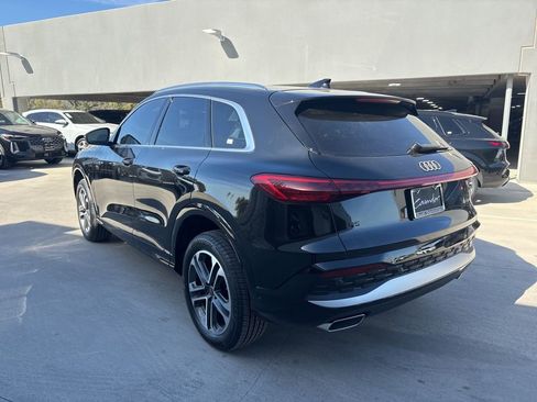 New 2025 Audi Q5 Premium image 8