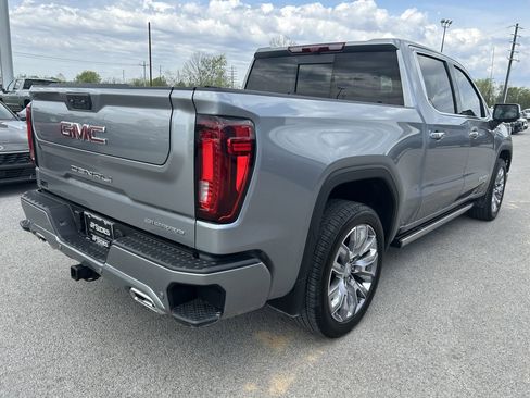 Used 2025 GMC Sierra 1500 Denali image 5