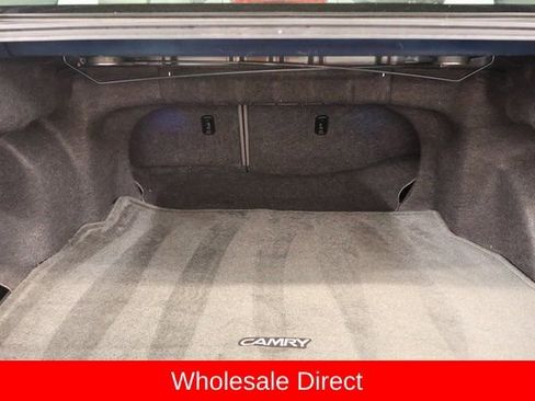 Used 2004 Toyota Camry LE image 24